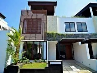 Kuta Ardenia Residence 3*, Kuta (Bali)